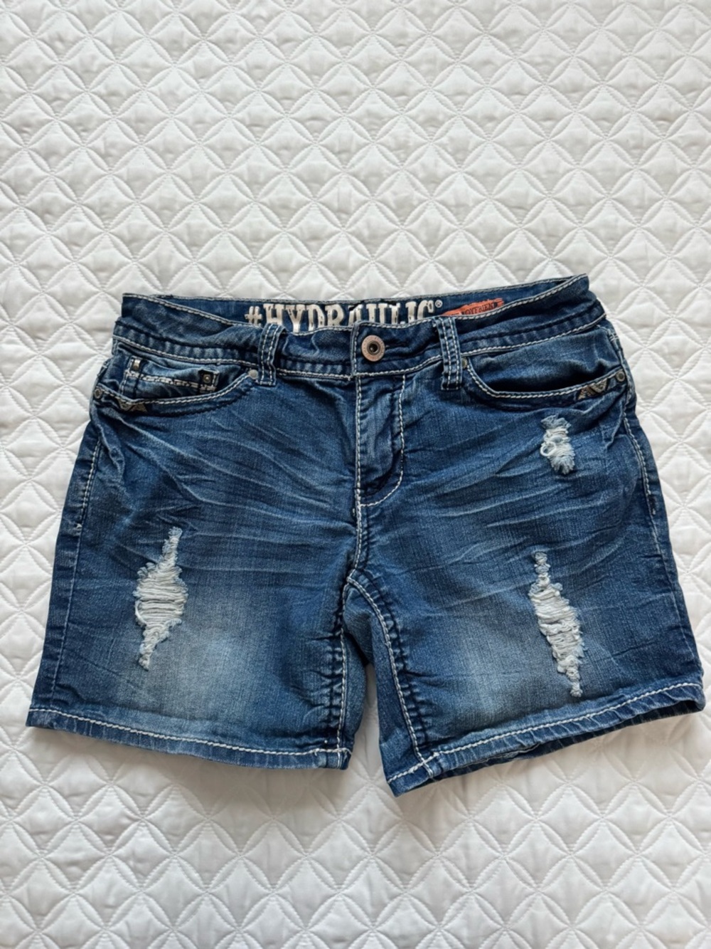 Hydraulic Distressed Sammie Boyfriend Denim Blue Jean Shorts Size 3 / 4